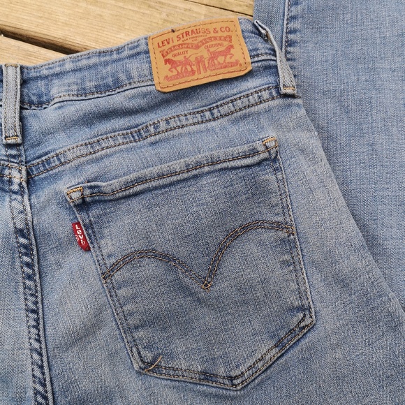 Levi's 712 'slim' jeans - Picture 5 of 9